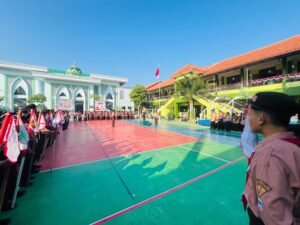 MTsN 2 Sidoarjo Gelorakan Semangat Kepramukaan